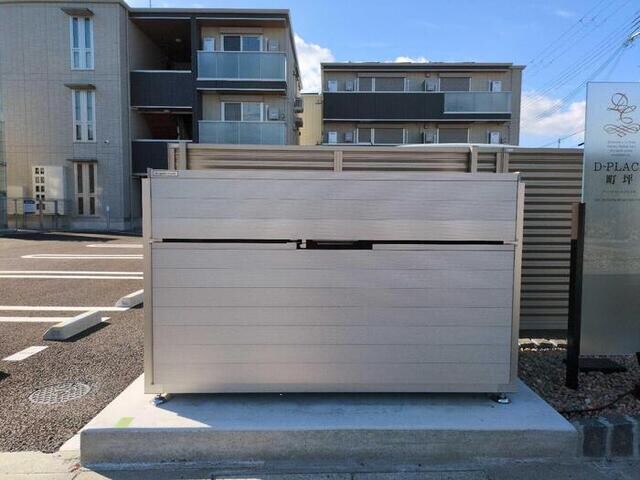 Ｄ－ＰＬＡＣＥ町坪の物件外観写真