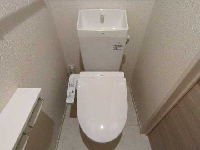 Ｄ－ＰＬＡＣＥ町坪の物件内観写真