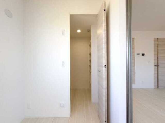 Ｄ－ＰＬＡＣＥ町坪の物件内観写真