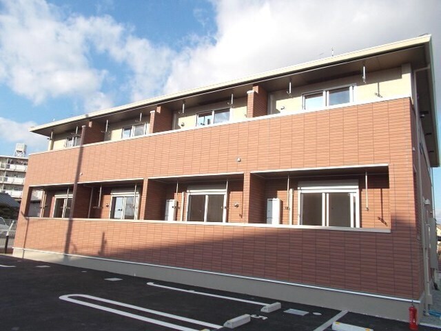 メゾン　ロングフィールドの物件外観写真