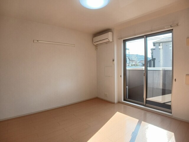 メゾン　ロングフィールドの物件内観写真