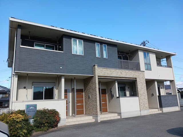 ホワイトローズの物件外観写真