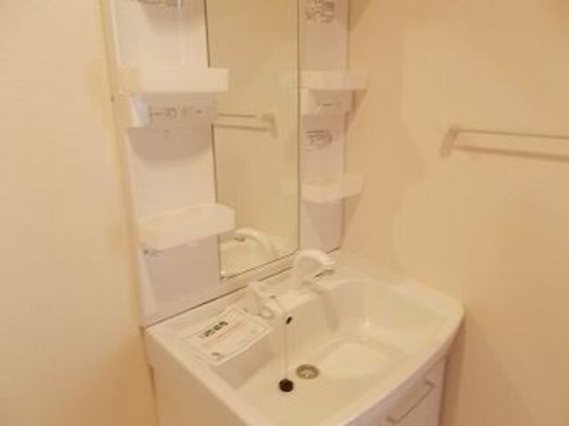 ホワイトローズの物件内観写真