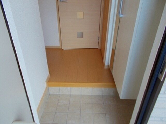 ヴィラ・カルティベートの物件内観写真