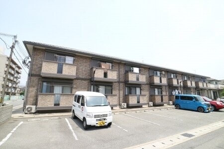 レイツコート柴田の物件外観写真