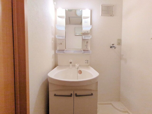 レイツコート柴田の物件内観写真