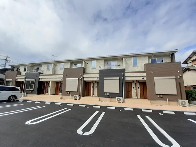 メゾン・カルムＢの物件外観写真