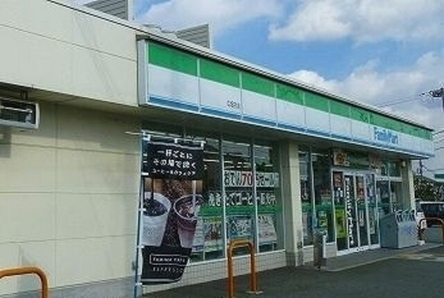 メゾン・カルムＢの物件外観写真