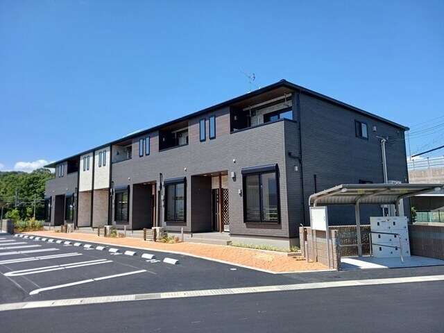 プリマヴェーラＢの物件外観写真