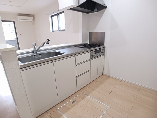 サングレイスＡの物件内観写真