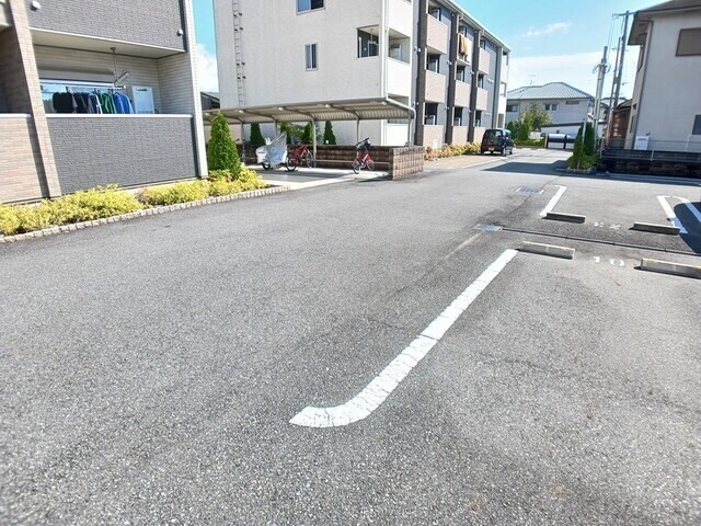 フィールド　ミドル・ライペンⅡの物件内観写真