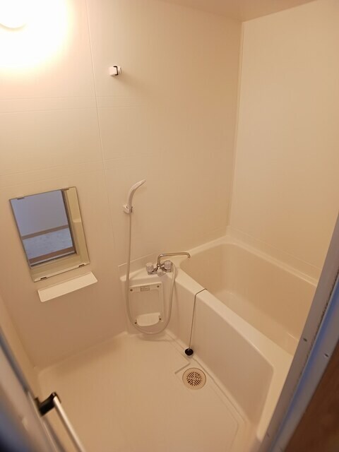 ヴァンヴェールＡの物件内観写真