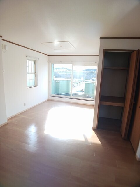 ヴァンヴェールＡの物件内観写真