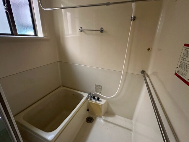 田寺東一丁目貸家の物件内観写真