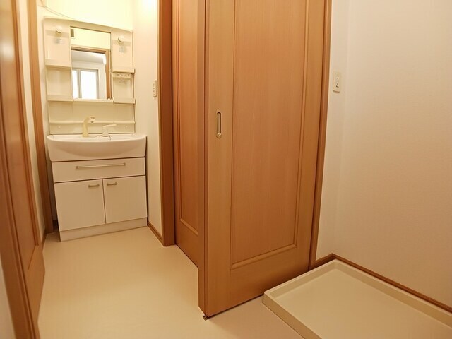 エレガンス・ヴィラＡの物件内観写真