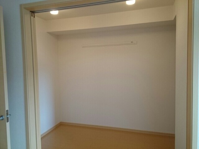 ポエム・ひまわりの物件内観写真