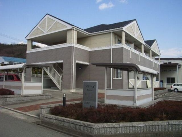 ブリーズの物件外観写真