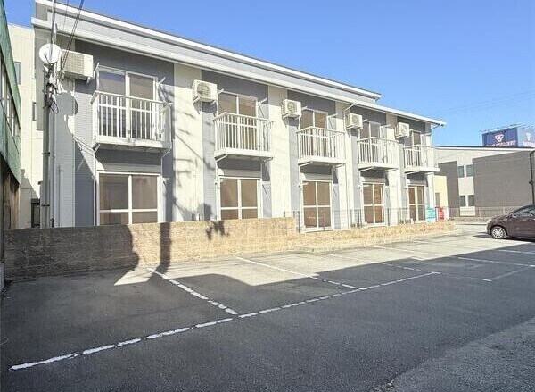 メゾンドフィールドの物件外観写真