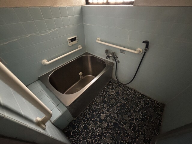 神子岡前二丁目戸建の物件内観写真