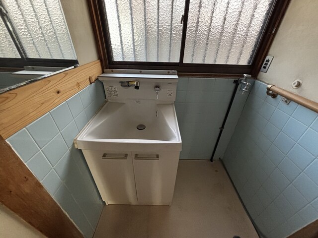 神子岡前二丁目戸建の物件内観写真