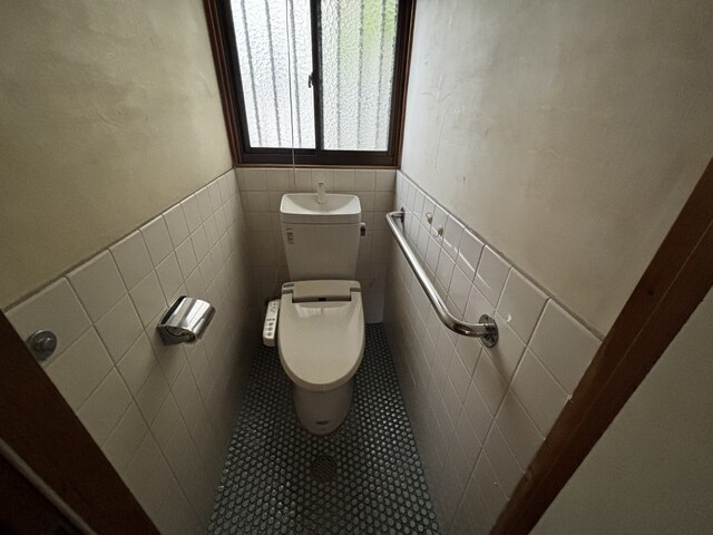 神子岡前二丁目戸建の物件内観写真