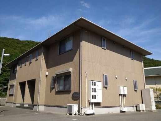 ルシエール本城の物件外観写真