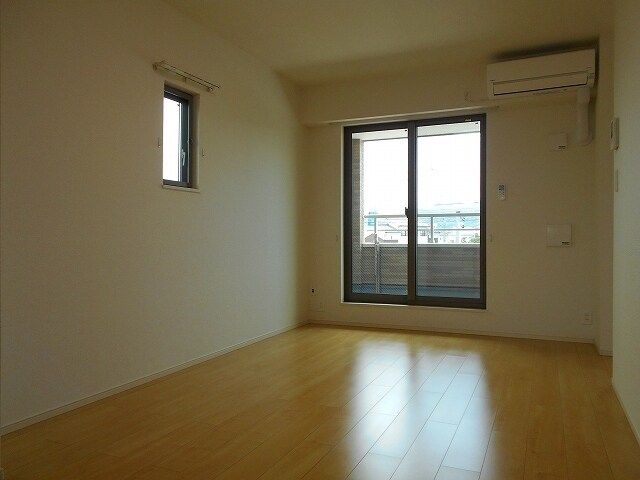 ミーテククルⅡの物件内観写真