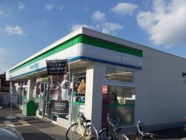 東フラワーの物件外観写真