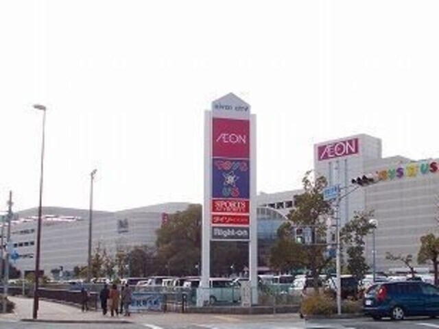 東フラワーの物件外観写真