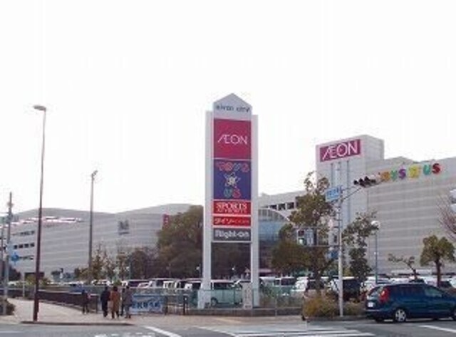 ルクプル　プラースの物件外観写真