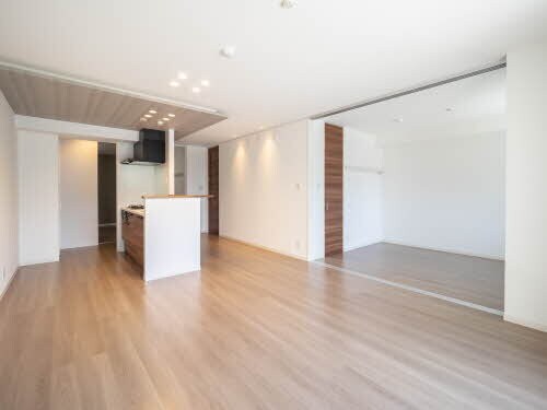 シャーメゾングラン今在家の物件内観写真