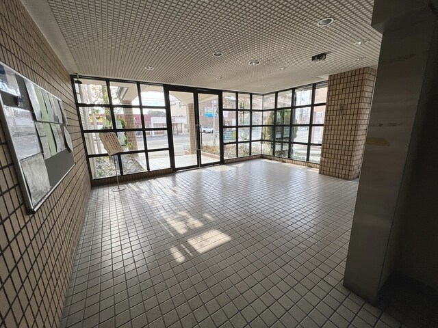 姫路駅 バス15分  東辻井下車：停歩1分 4階の物件外観写真
