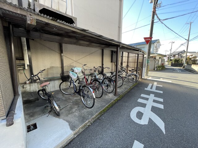 御立マンションの物件外観写真