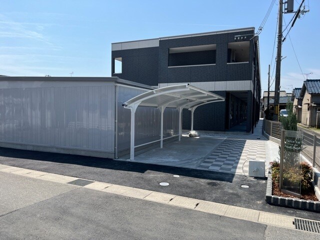 ファルコ土山の物件外観写真