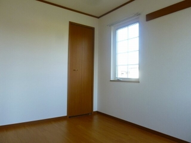 ブルーマウンテンⅢの物件内観写真