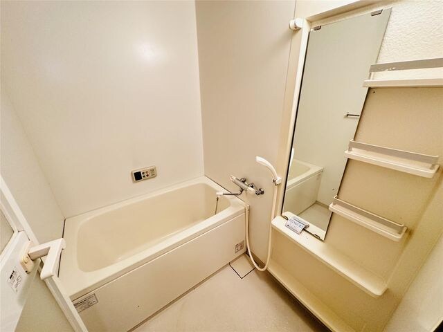 亀山駅 徒歩10分 1階の物件内観写真