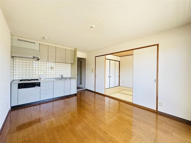 亀山駅 徒歩10分 1階の物件内観写真