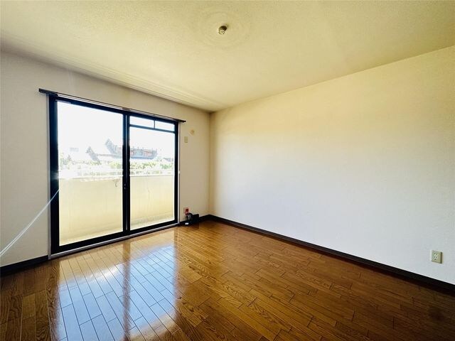 亀山駅 徒歩10分 1階の物件内観写真