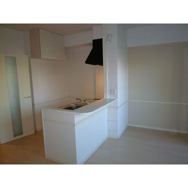 吉塚駅 徒歩5分 7階の物件内観写真