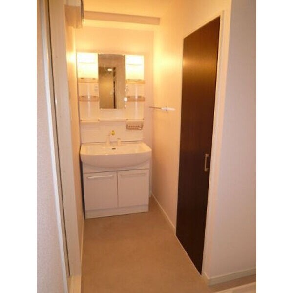 吉塚駅 徒歩5分 7階の物件内観写真