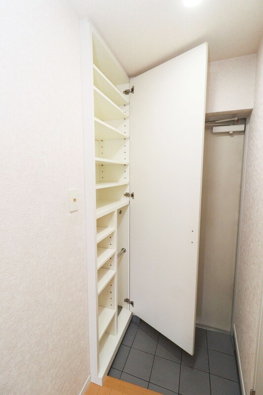 天神駅 徒歩5分 4階の物件内観写真