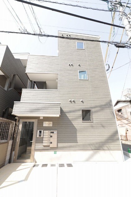 Crecia井尻の物件外観写真