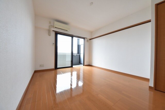 ピュアドーム箱崎ステーションの物件内観写真