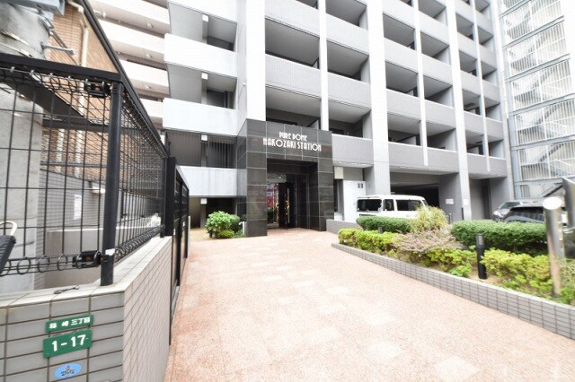 ピュアドーム箱崎ステーションの物件外観写真