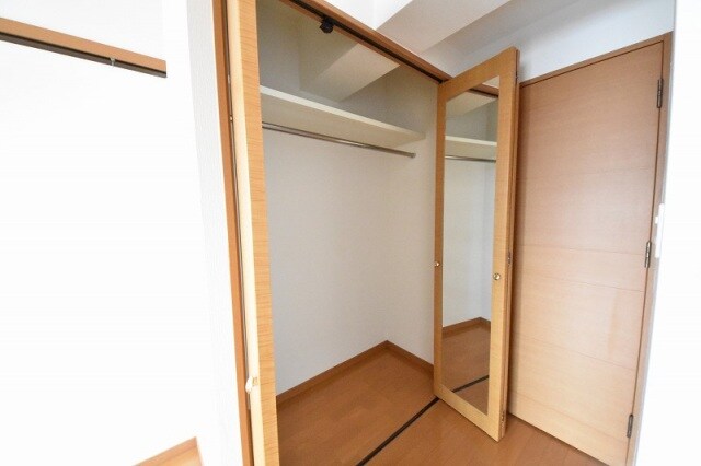 ピュアドーム箱崎ステーションの物件内観写真