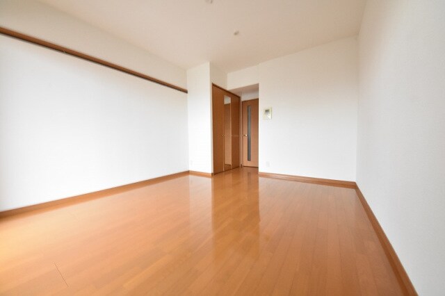 ピュアドーム箱崎ステーションの物件内観写真