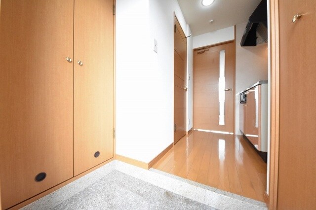 ピュアドーム箱崎ステーションの物件内観写真