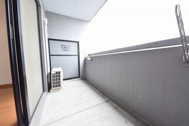 ピュアドーム箱崎ステーションの物件内観写真