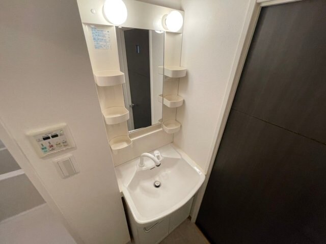 クレスティアステージア天神の物件内観写真