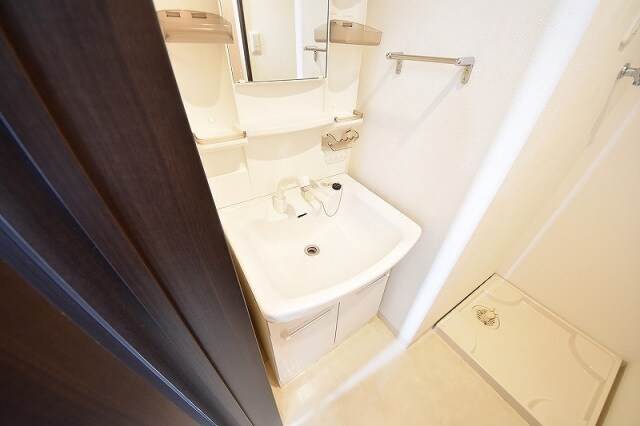 箱崎駅 徒歩5分 1-2階の物件内観写真